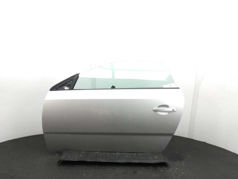 Vauxhall Tigra Left Front Door N/S 2004-2009 Silver 2 Door Convertible