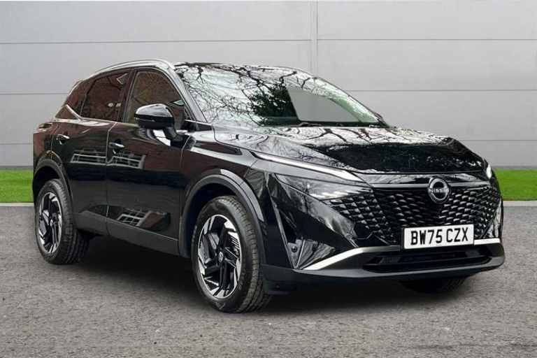 2025 Nissan Qashqai 1.3 DIG-T MH N-CONNECTA 5DR Hatchback Petrol Manual