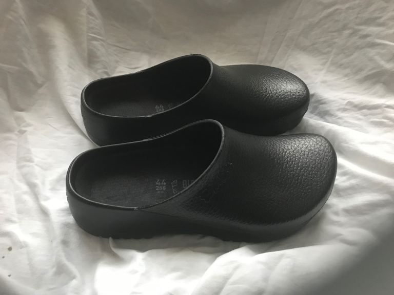 BRAND NEW BIRKENSTOCK CHEF SHOES SIZE 10