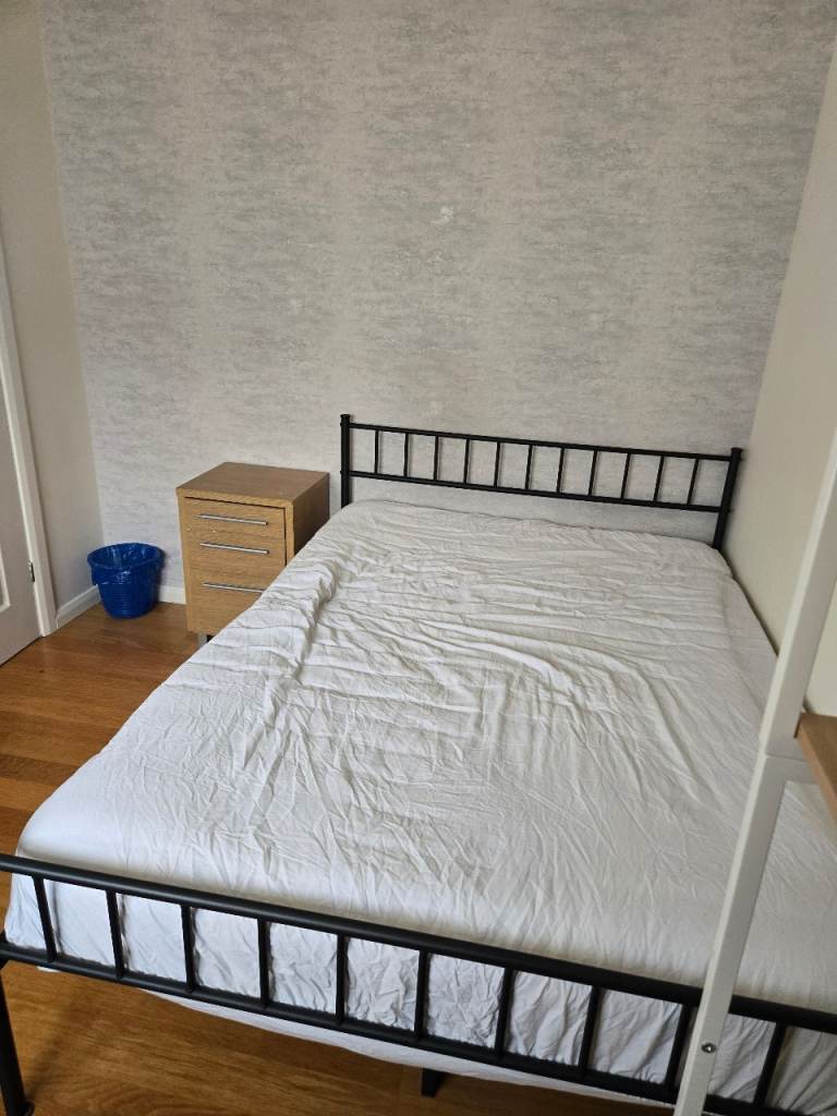 Spacious Furnished Double Room – Chells, Stevenage – Bills Included