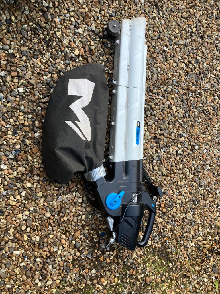 Garden Vac works very well 