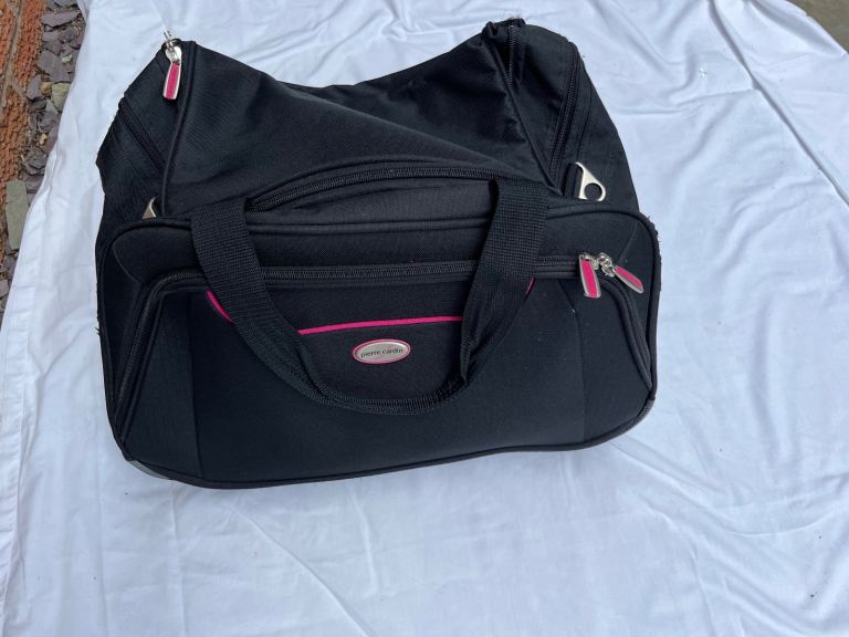 Pierre Cardin Cabin Holdall on wheels