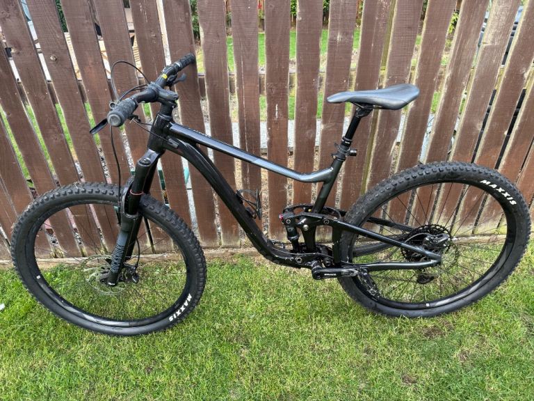 2021 Giant Trance X Mountain Bike – Black