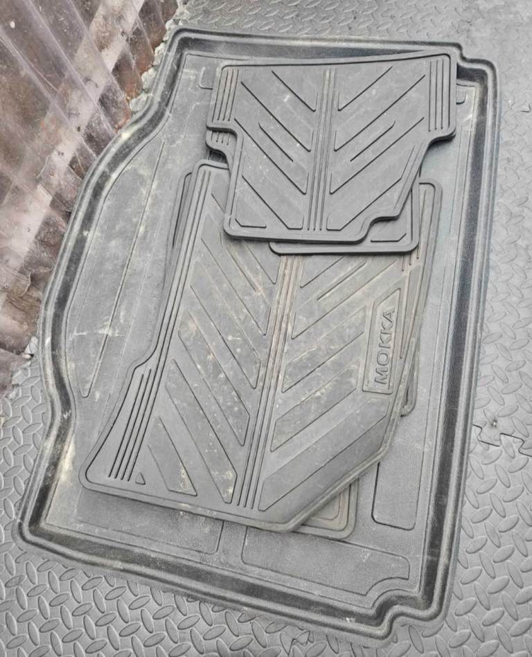 Genuine Vauxhall Mokka rubber car mats and boot liner