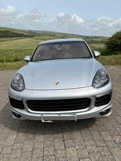 Porsche, CAYENNE, Estate, 2016, Semi-Auto, 2995 (cc), 5 doors Hybrid