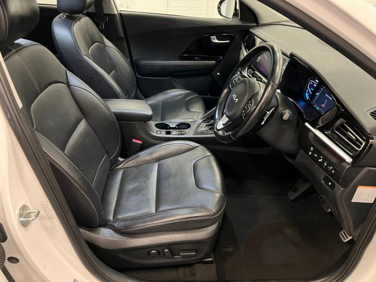 2021 Kia Niro 4 HEV 1.6GDI 140PS DCT AUTO HYBRID 5 DOOR HATCHBACK (EURO 6) -------------- ESTATE ...