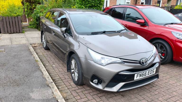 Toyota, AVENSIS, Estate, 2016, Manual, 1598 (cc), 5 doors
