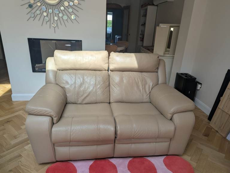 2 Leather Recliners 