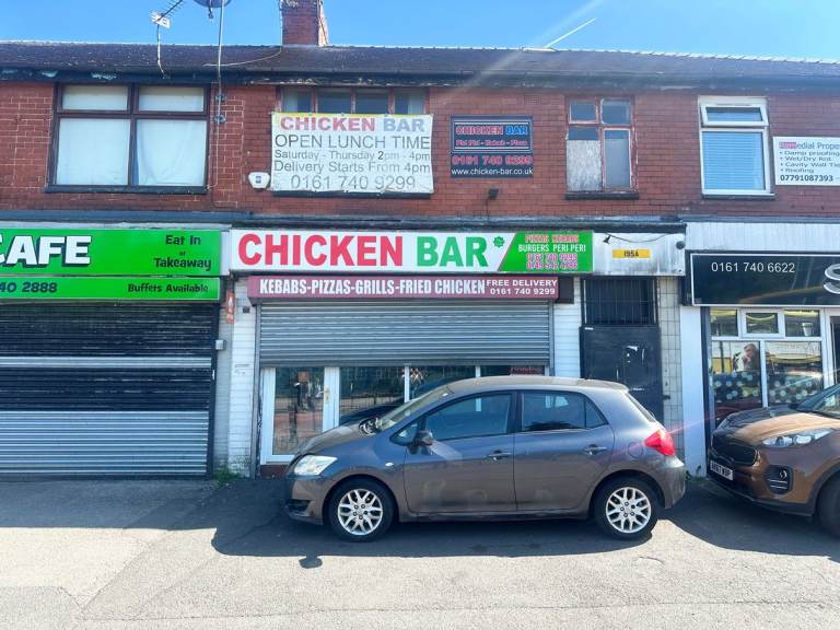 INVESTMENT PROPERTY: BLACKLEY: MANCHESTER: G9977