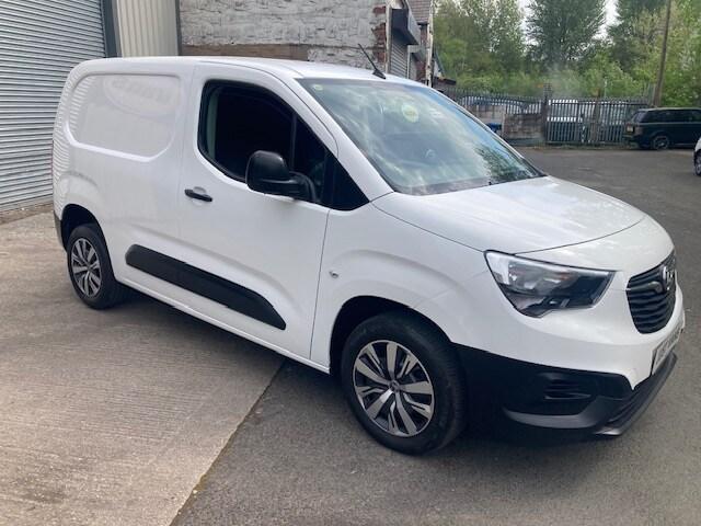 2021 Vauxhall Combo 2300 1.5 Turbo D 100ps H1 Dynamic Van PANEL VAN DIESEL Manual