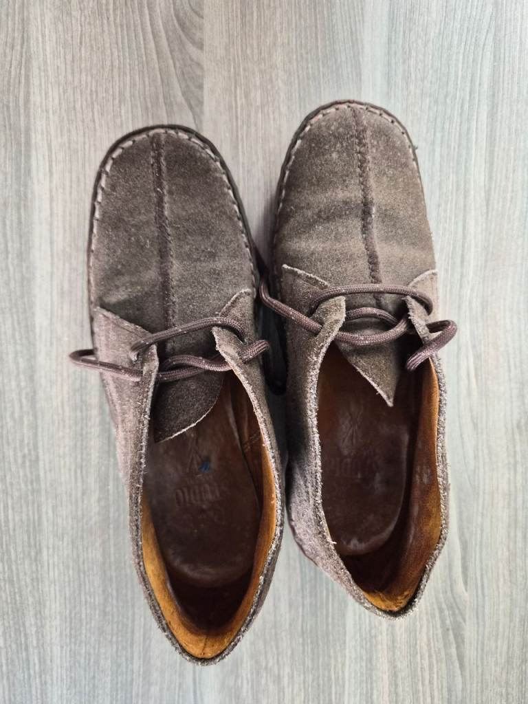 Men's Brown Suede Desert Boots – Good Condition