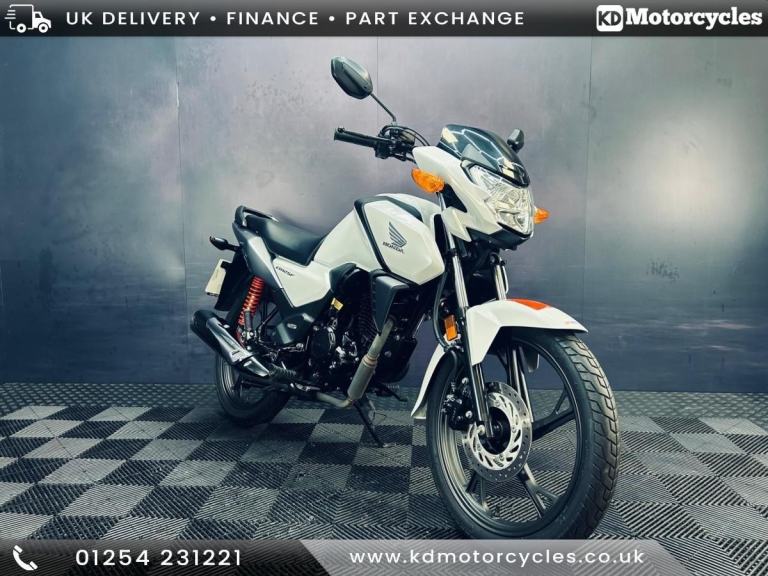 HONDA CBF125 , 2022, low miles free service + mot + warranty