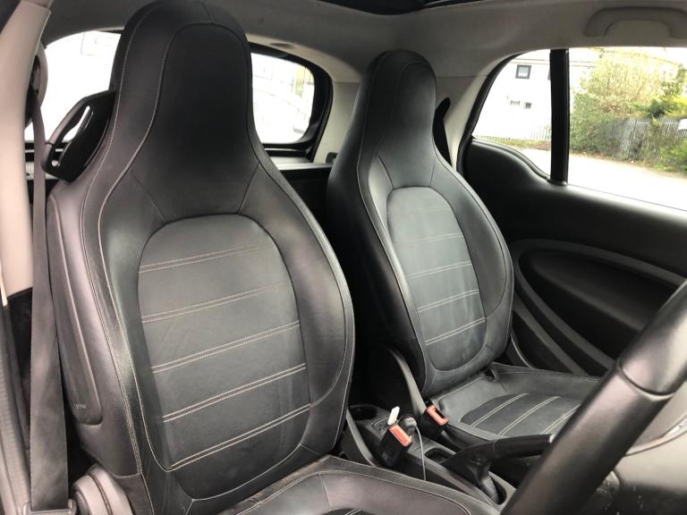 2019 SMART FORTWO 0.9 Turbo Prime Premium 2dr Auto. 1 Owner. Damaged Repaired 