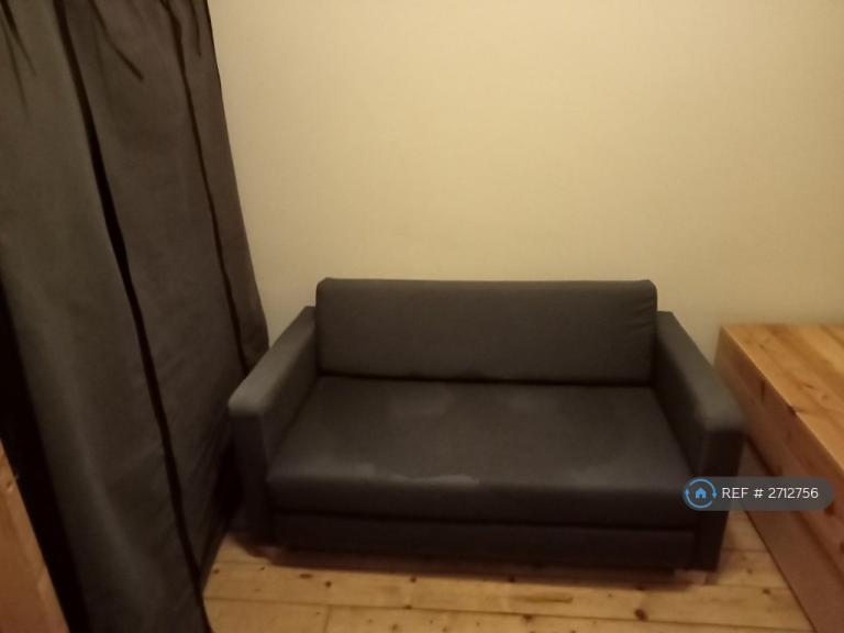 1 bedroom flat in Henderson Street, Edinburgh, EH6 (1 bed) (#2712756)