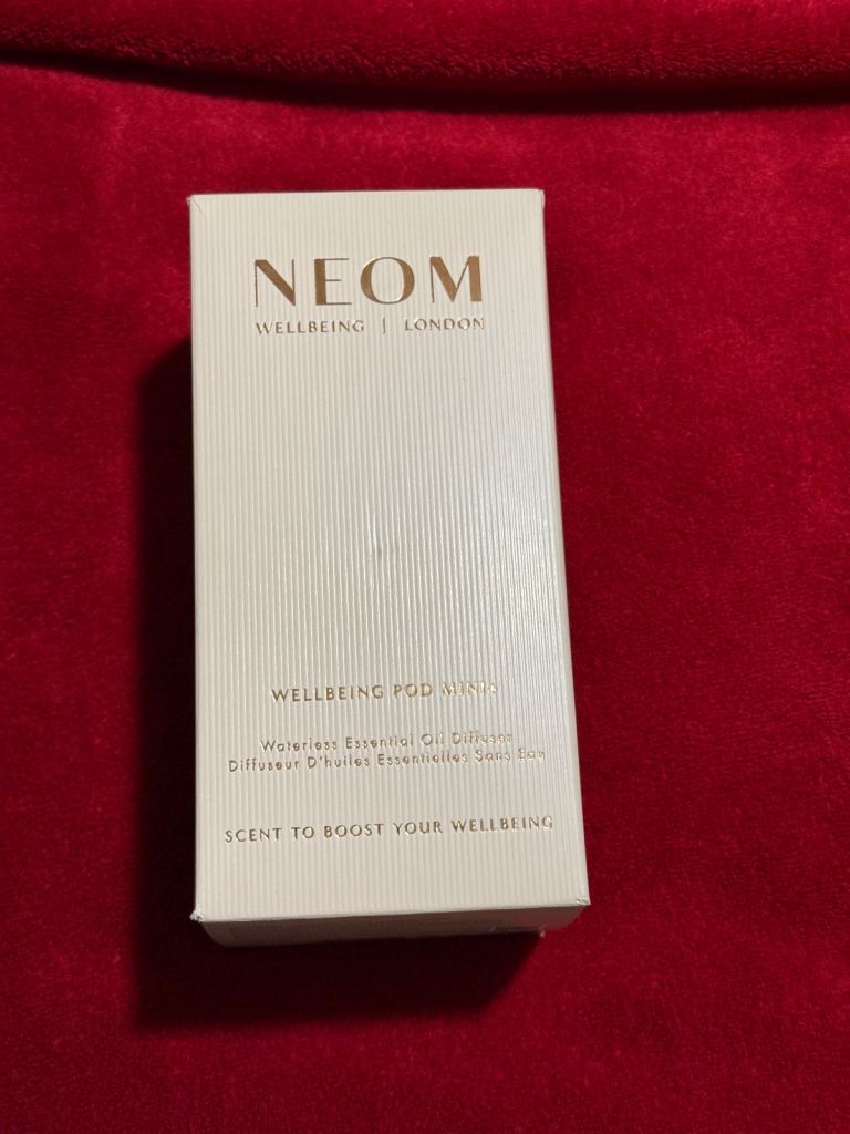 NEOM Wellbeing Pod Mini+ black  – Portable Waterless Essential Oil Diffuser – Brand New