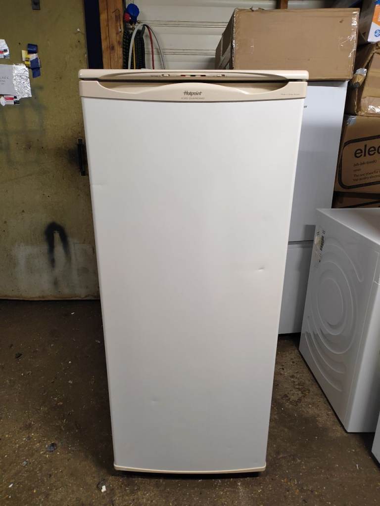 Hotpoint upright freezer 135cm, Frost free 
