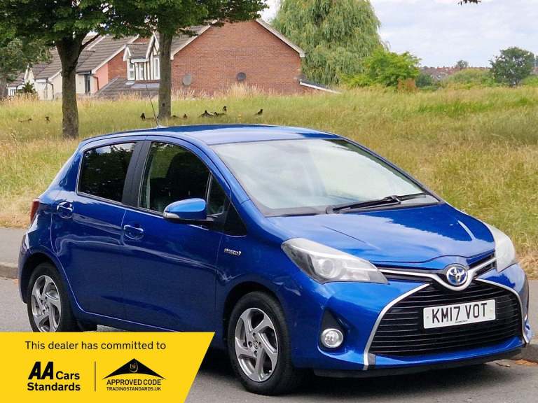 2017 Toyota Yaris 1.5 VVT-h Icon E-CVT Euro 6 (s/s) 5dr HATCHBACK Petrol/Electric Hybrid Automatic