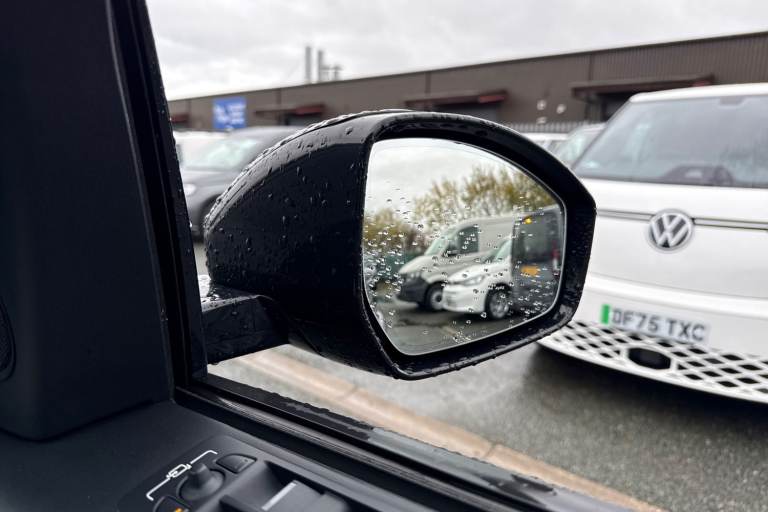 2020 Land Rover Discovery Sport 2.0 D180 MHEV R-Dynamic HSE Auto 4WD Euro 6 (s/s) 5dr SUV DIESEL ...