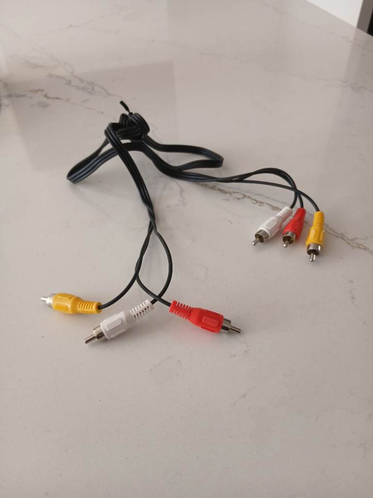 New - 3x Phono Male to 3x Phono Male Lead