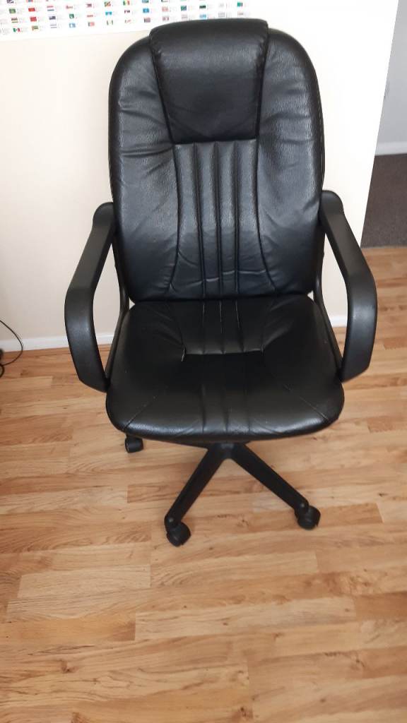 Black Leather Office Chair -FREE FOR COLLECTION *******
