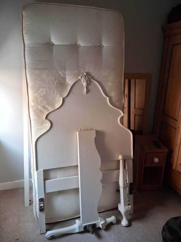 Single Bed Frame with Mattress – White Wood, Good Condition
