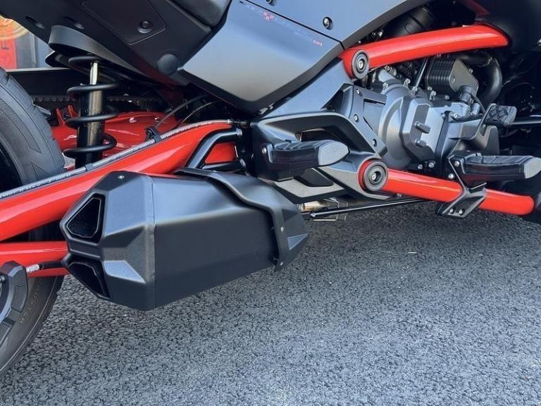 Can-Am Spyder F3 1330 S 1330 ACE 3-Wheel 