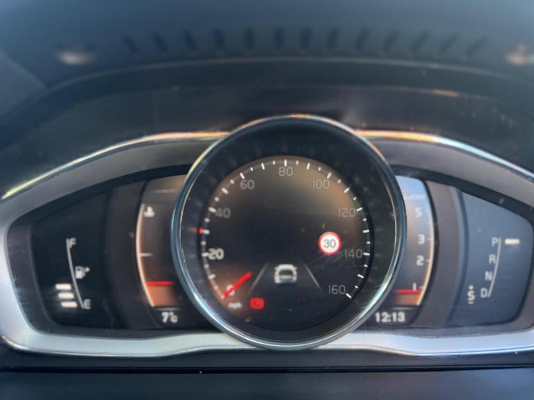 2017 Volvo V60 Cross Country 2.4 D4 Lux Nav Auto AWD Euro 6 (s/s) 5dr ESTATE Diesel Automatic