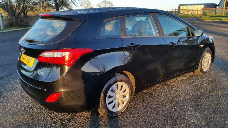 *!*DIESEL*!* 2017 HYUNDAI I30 1.6 CRDI **ESTATE** 6 SPEED GEARBOX  *MOT 6 JAN 27* JUST VALETED