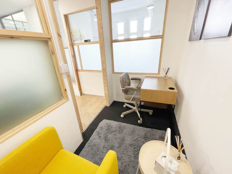 Private Office Space to Rent In Hackney Central E8