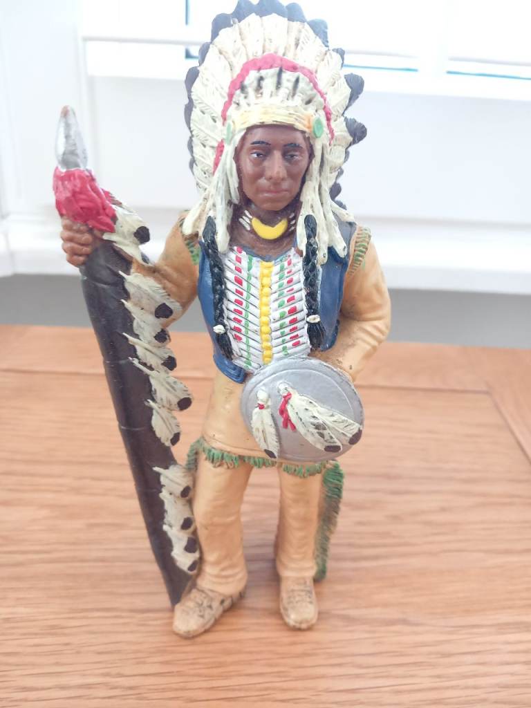 AAA retro red indian chief 7" figure 