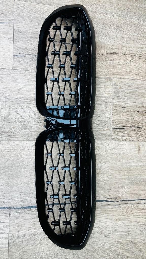 Gloss black front grille for BMW 3 Series 2020 (G20)