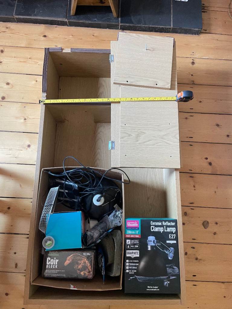Tortoise enclosure for indoors inc. lights