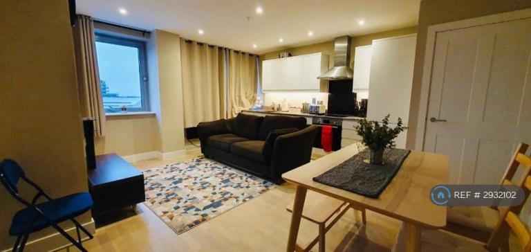 1 bedroom in Southchurch Road, Southend-On-Sea, SS1 (#2932102)