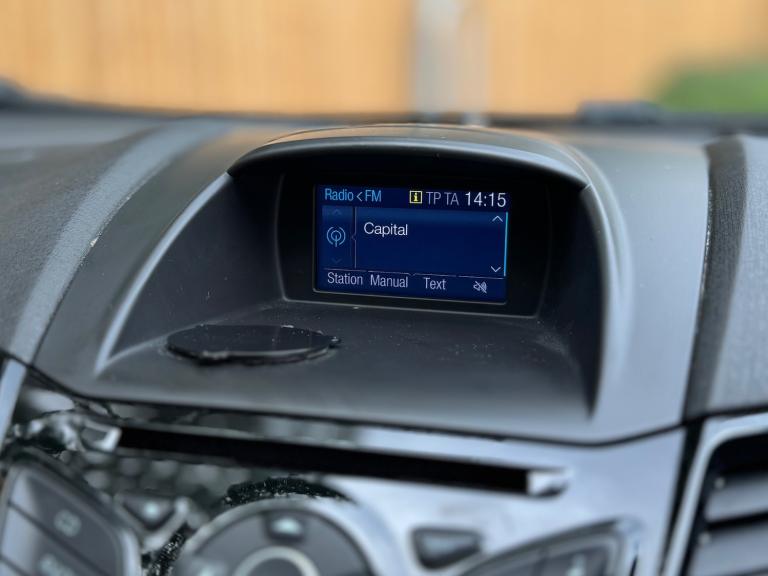 2016 Ford Fiesta 1.25 82 Zetec 5dr HATCHBACK Petrol Manual