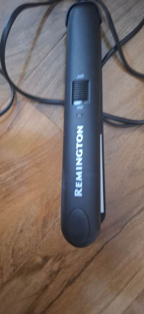 Remington hair straightners