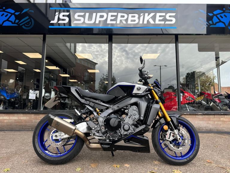 YAMAHA MT09 SP 2025 - FULL AKRAPOVIC SYSTEM - GREAT SPECIFICATION 