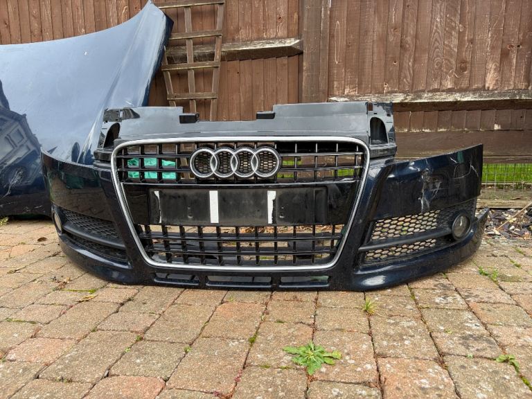 Audi TT, MK2, blue Bonnet. 