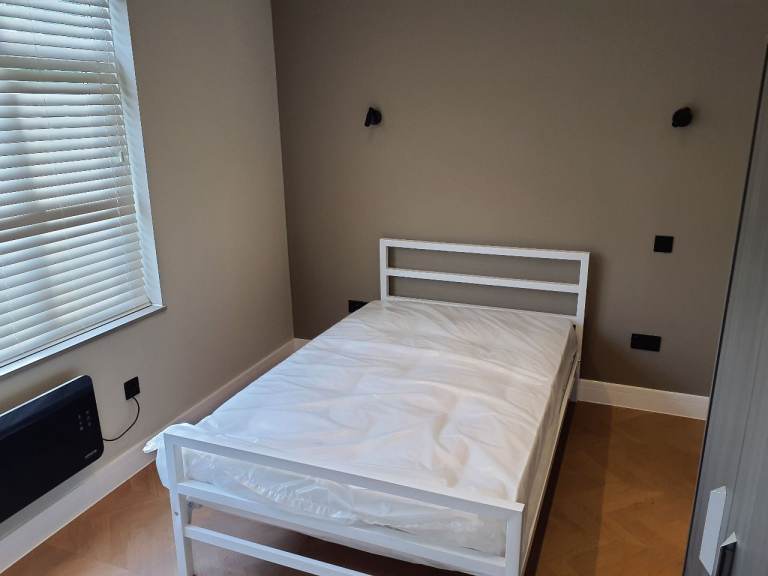 Studio Room Available – Muirfield Road WD19 Dss Applicant Accepted 