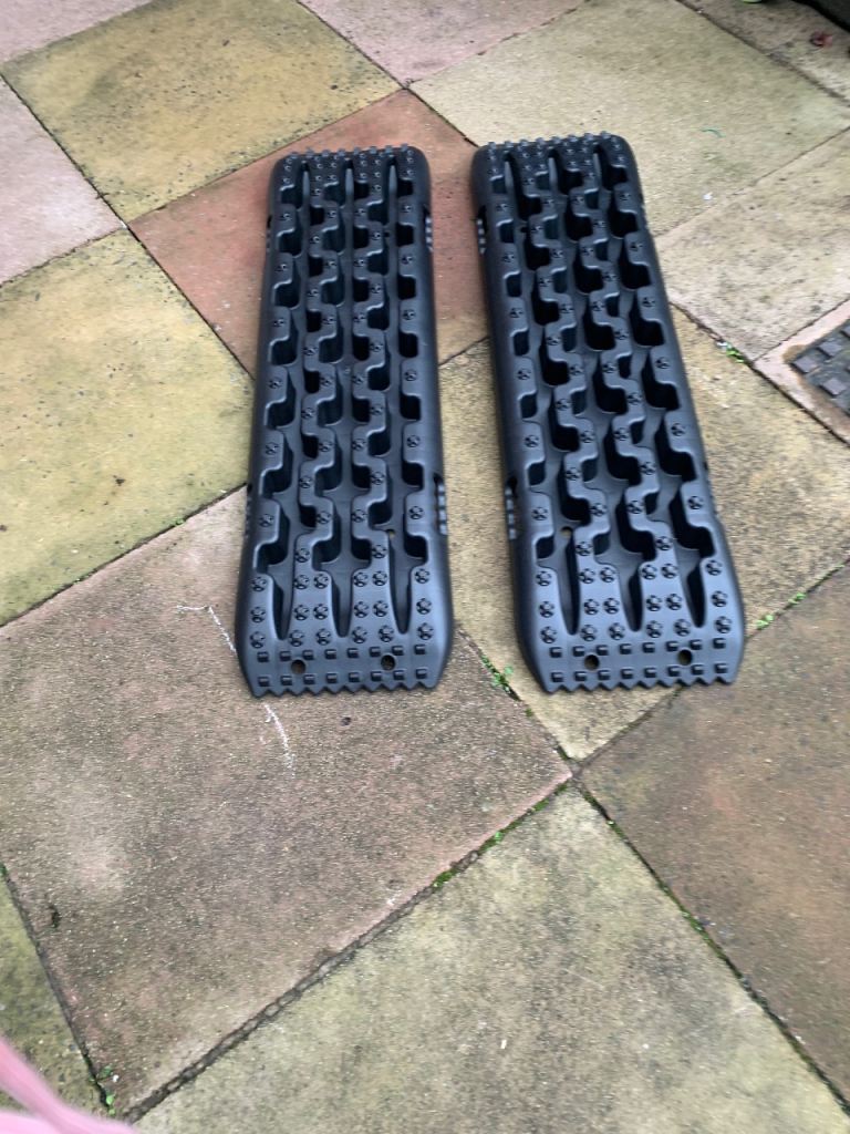 Tyre traction recovery boards 