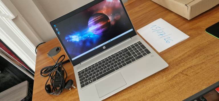 Warranty 15.6" Business multimedial HP laptop Core i5 16GB 256GB Windows 11 MS Office Computer