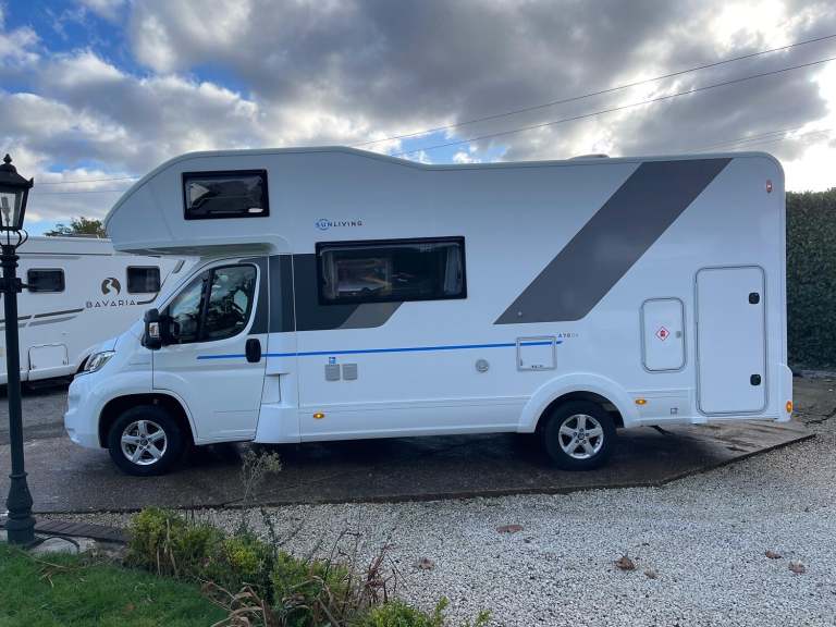 ADRIA SUN LIVING Sun Living By Adria A70 DK 7 Berth Family Motorhome White Manua