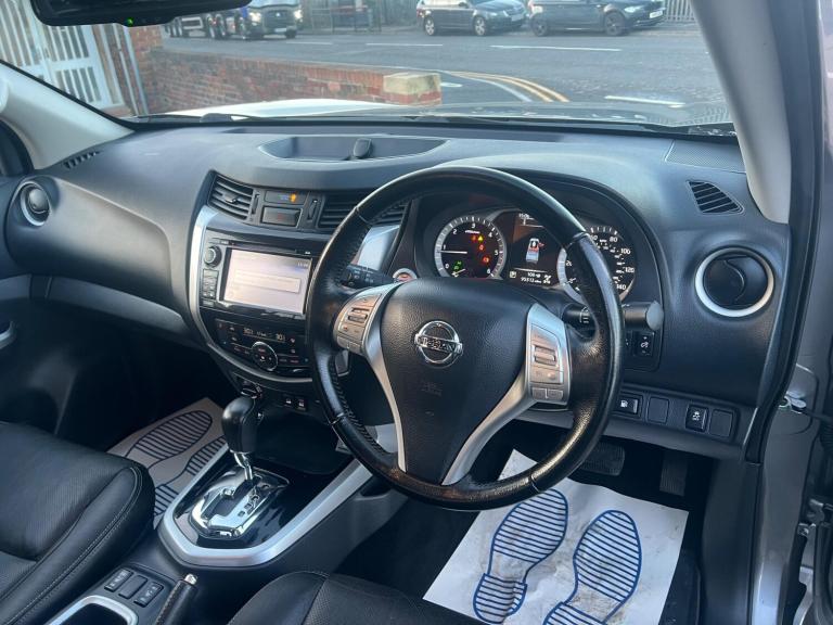 2019 Nissan Navara Double Cab Pick Up Tekna 2.3dCi 190 4WD Auto PICK UP DIESEL Automatic