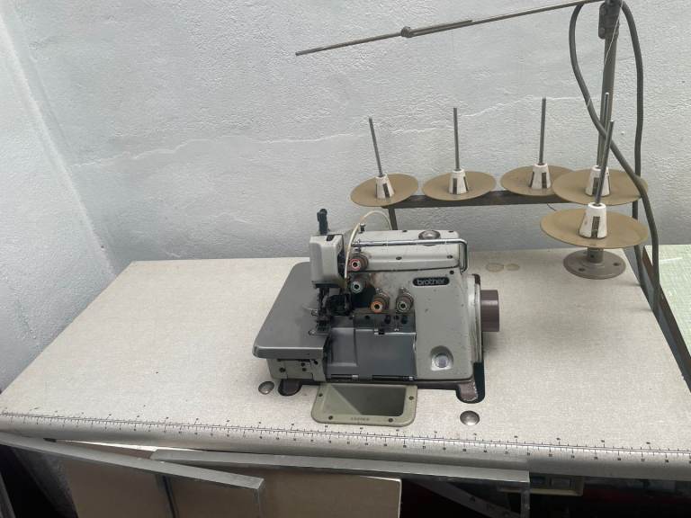 URGENT Overlooking sewing machine 