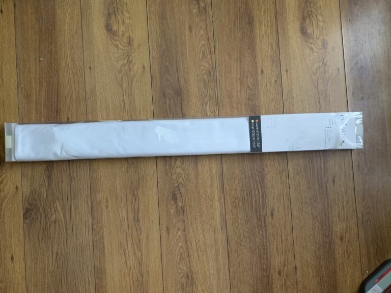 New B&Q white blackout Roman blind width 90cm x 160cm drop 35” x 63”
