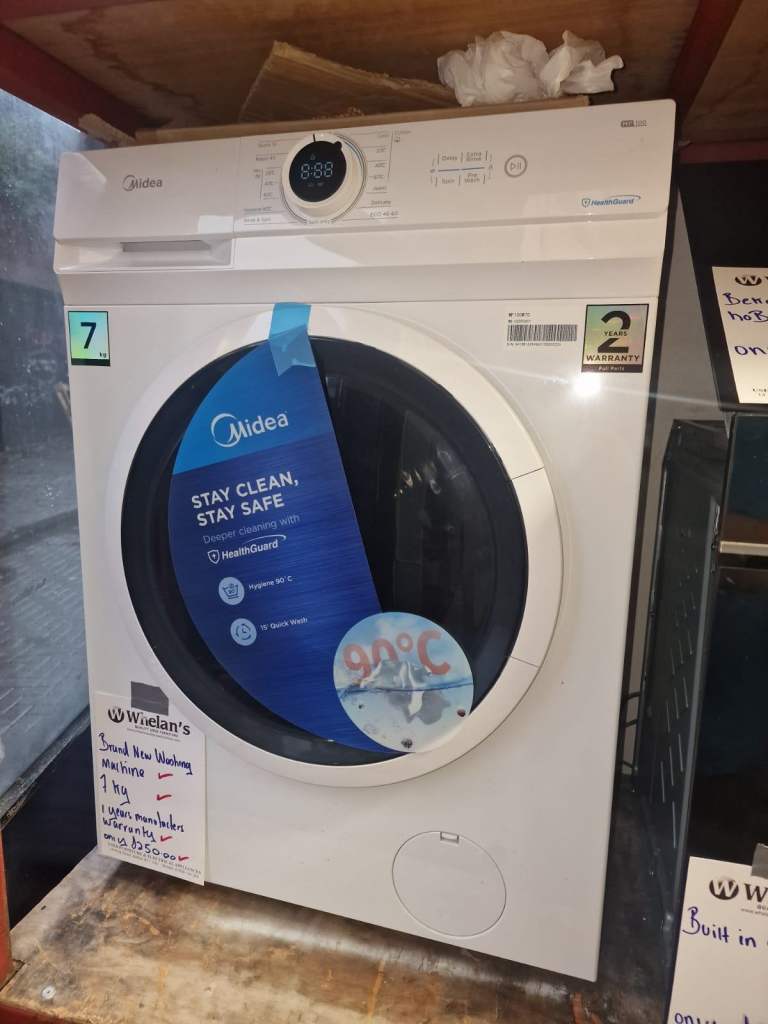 Brand New washing machine 7kg 1 year  manufacturing warranty only £250