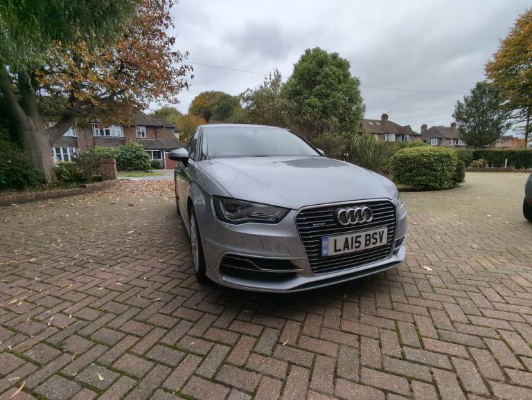 Audi A3 e-tron, Hatchback, 2015, Semi-Auto, 1395 (cc), 5 doors