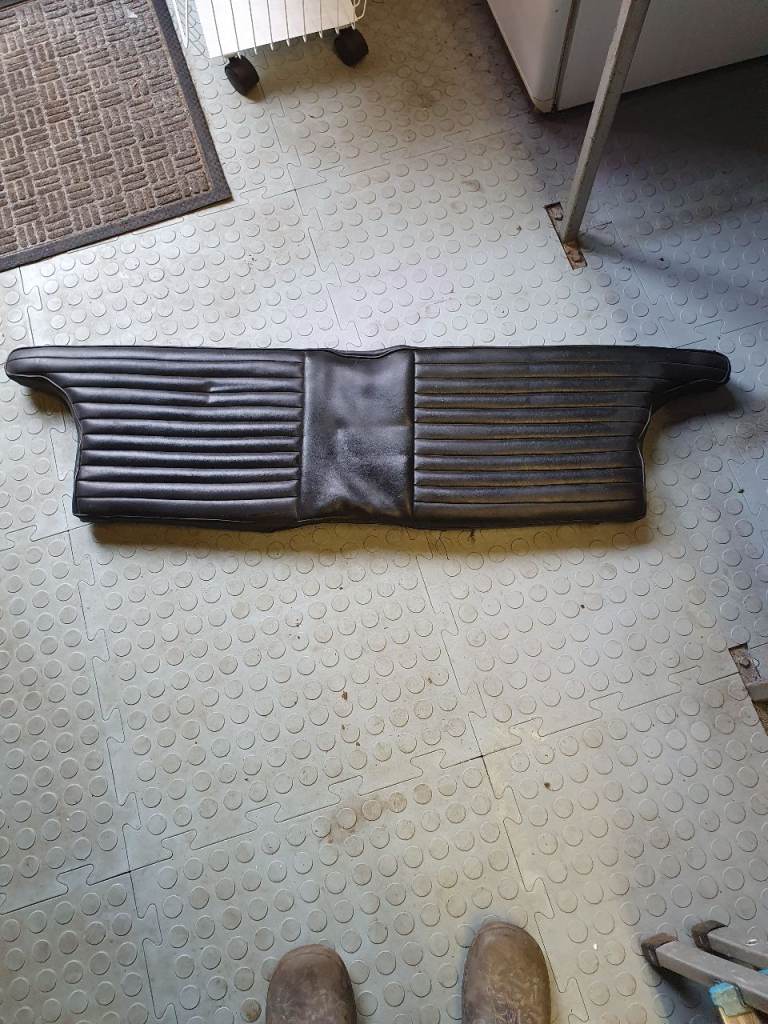 Triumph GT6- Rear Seat SQUAB.