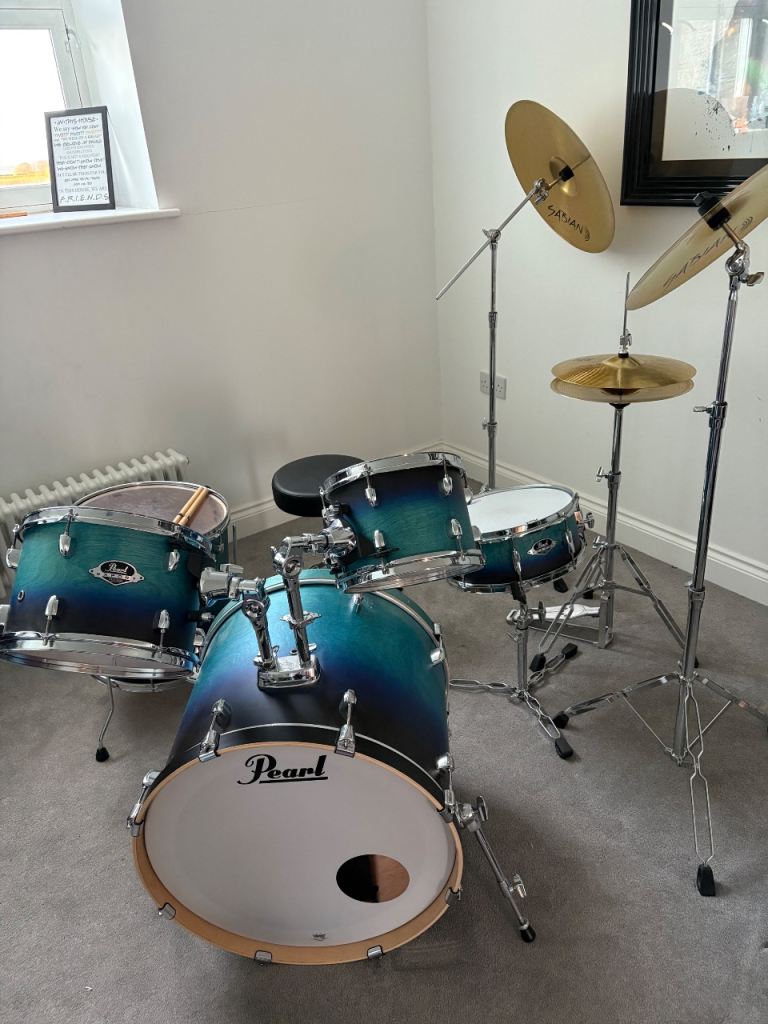 Pearl Export 5 piece Drum Kit