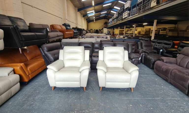 La-z-boy Madison light cream ivory leather electric recliner 2 armchairs
