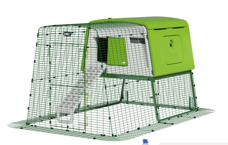 Eglu Cube Chicken Coop with 2m Run, Smart Door and Light in Purple